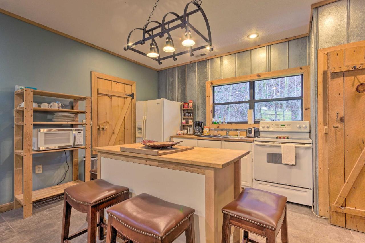 Pet-Friendly Blue Ridge, Cherokee Forest Retreat! Greeneville Buitenkant foto